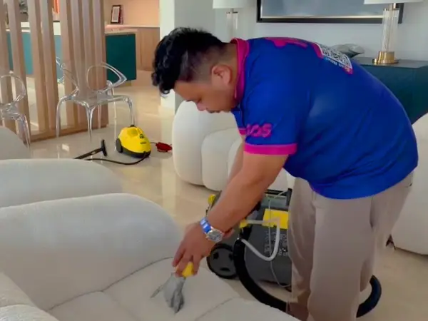 Furniture & mattress cleaning
